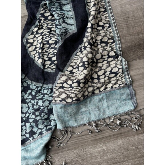 Women’s Blue Pashmina Scarf Silk Cashmere Blend Fringe - Picture 3 of 5